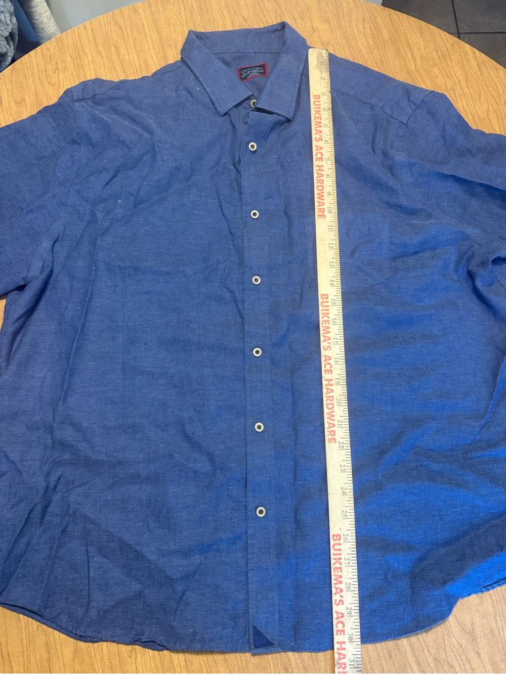 Untuckit Linen - Picture 4 of 6
